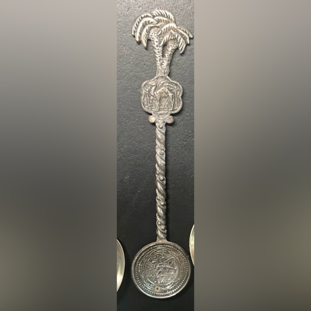 Vintage Collectors Souvenir Camel & Palm Tree Spoon purchased in Saudi Arabia 🇸🇦 - Picture 7 of 7